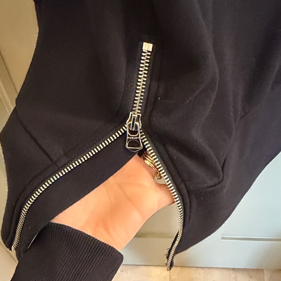 Varley Black priya longline sweat - Picture 5 of 6